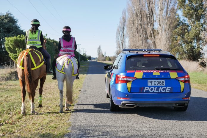 Police support (3)