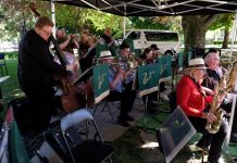 Big band brings seasonal cheer